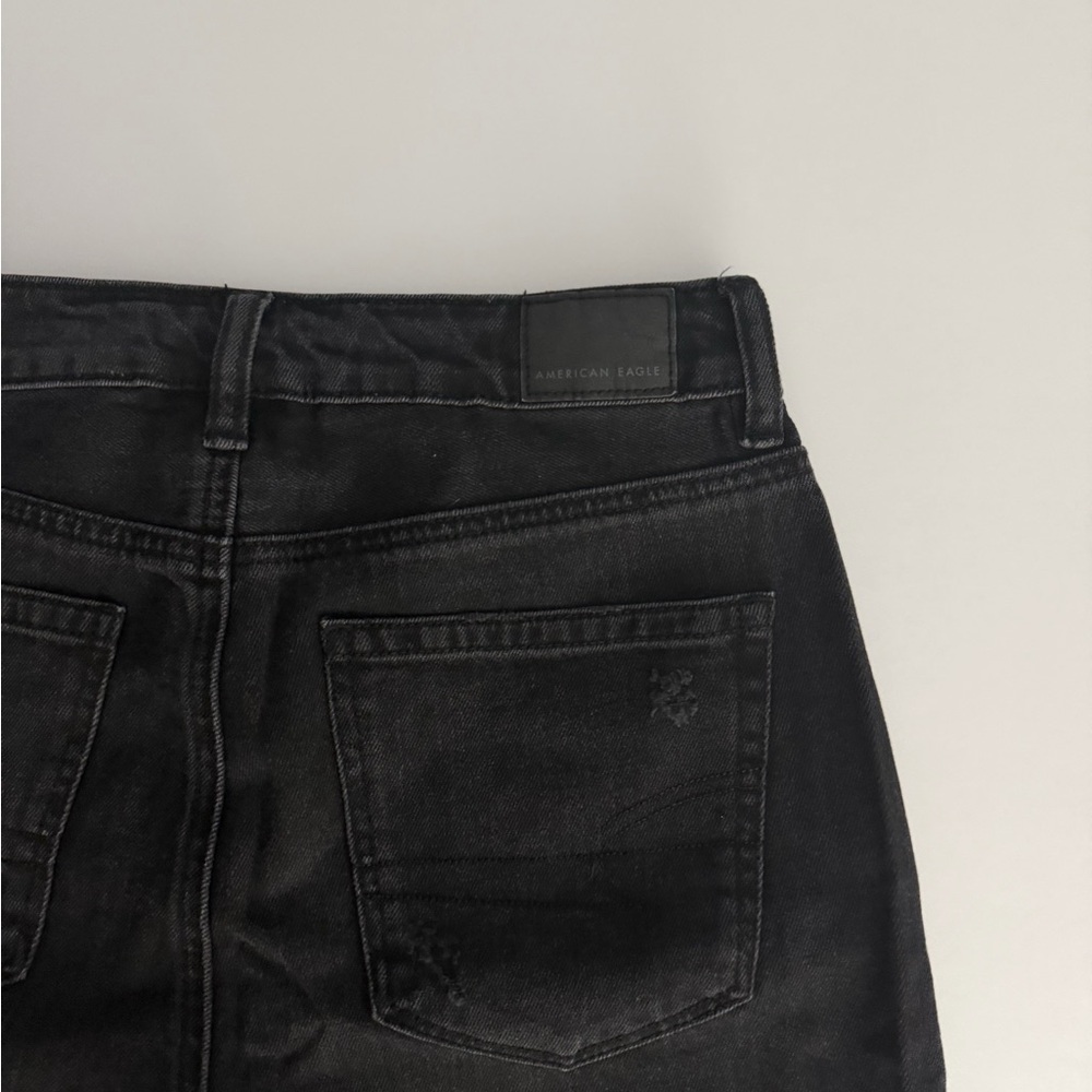 NWOT Bundle of 2 American Eagle Mom/ Straight leg Jeans Size 2 - Picture 4 of 12